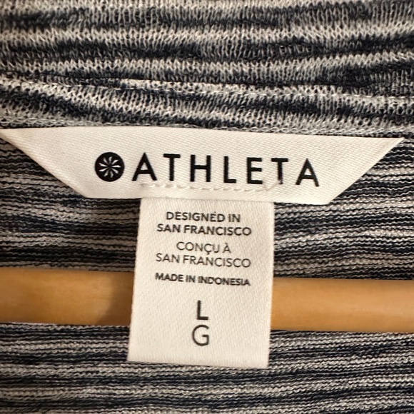 Athleta - Tee in Navy & White - Picture 2 of 4